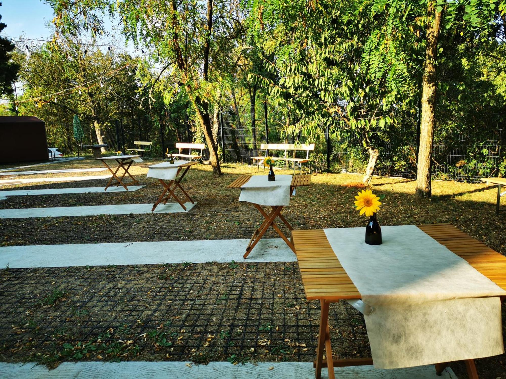 Krasen Kras 104 Resort Komen Exterior photo